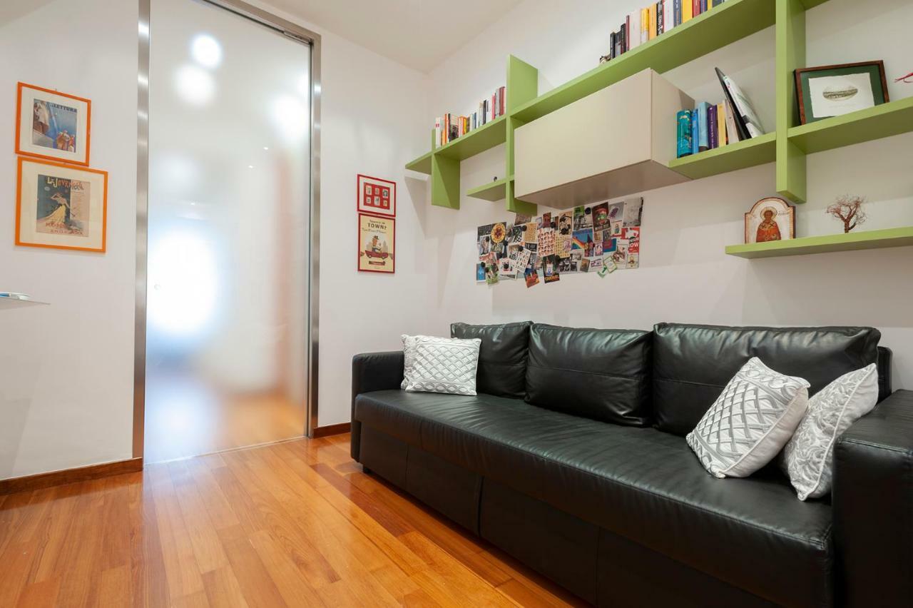 Via Bozzi Luxury Home Bari Bagian luar foto